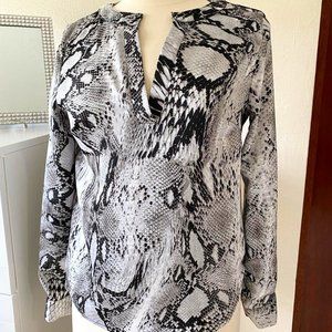SNAKE PRINT BLOUSE